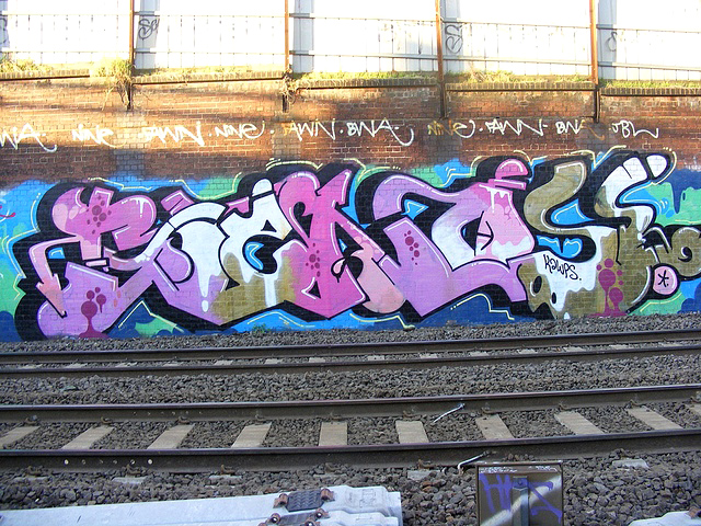 BANOS. graffiti, Ironlak