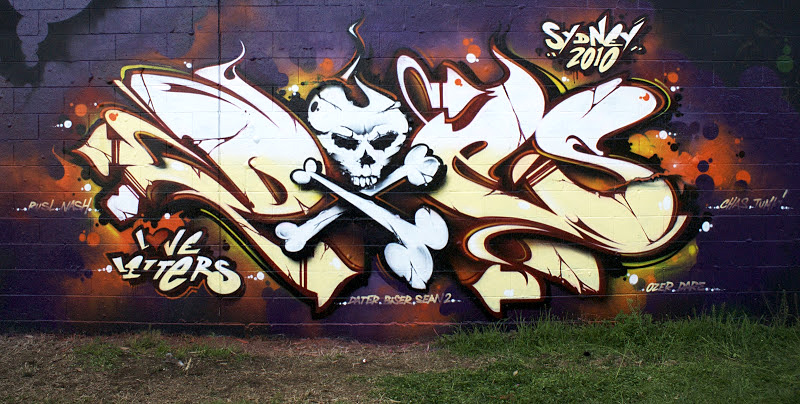 DOES, LOVELETTERS, graffiti, Ironlak