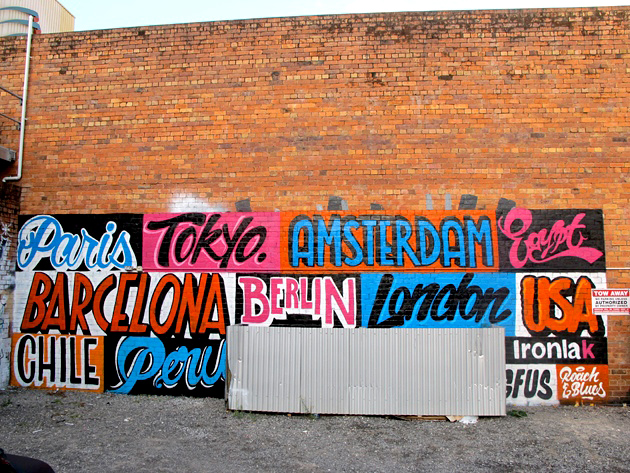 Blues, Roach, graffiti, Ironlak
