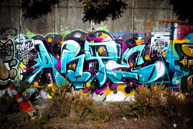 BERST, SOFLES, TMD, ARTE, GWIL, YELS, BERST, EDITOR, KAST, TEMPO, DYPNZ, PNTR, GHOSTIE, graffiti, Ironlak