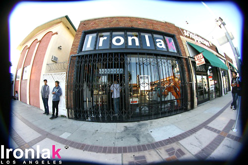 Ironlak, Los Angeles