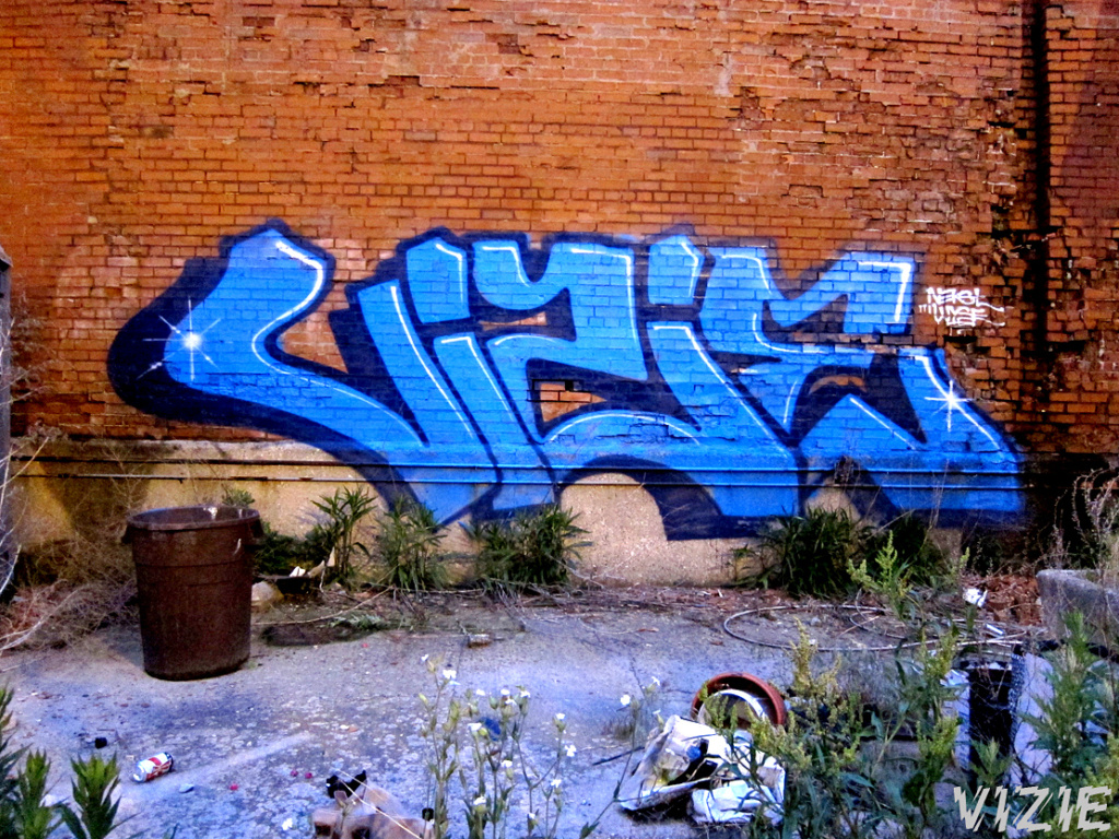 VIZIE, graffiti, Ironlak