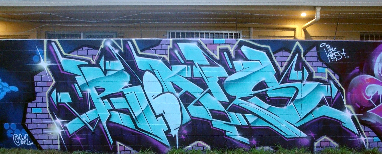 Reals, graffiti, Ironlak