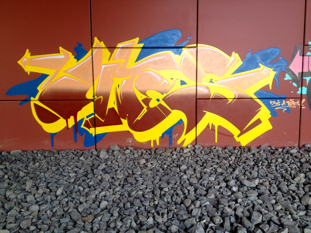 UTES, MUCH, JURNE, graffiti, Ironlak