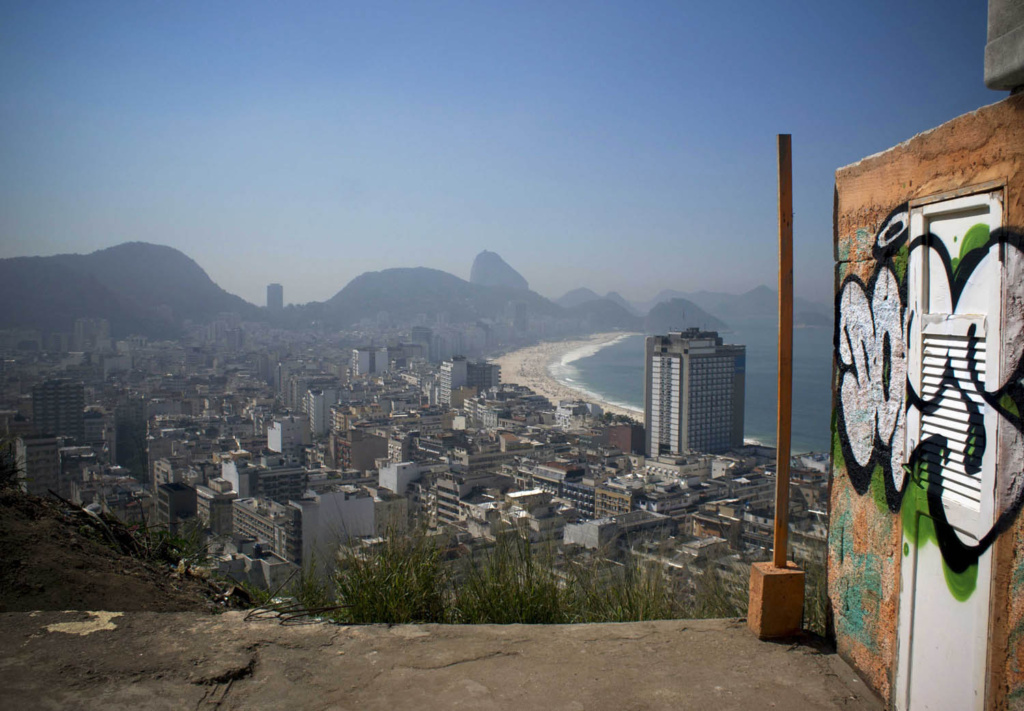 DOES, Brazil, Fabio & Muk, graffiti, Ironlak