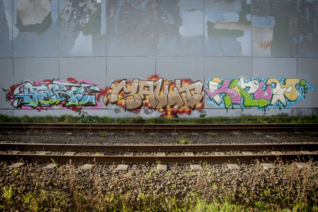 KAPUT, SALUT, BERST, New Zealand, graffiti, Ironlak