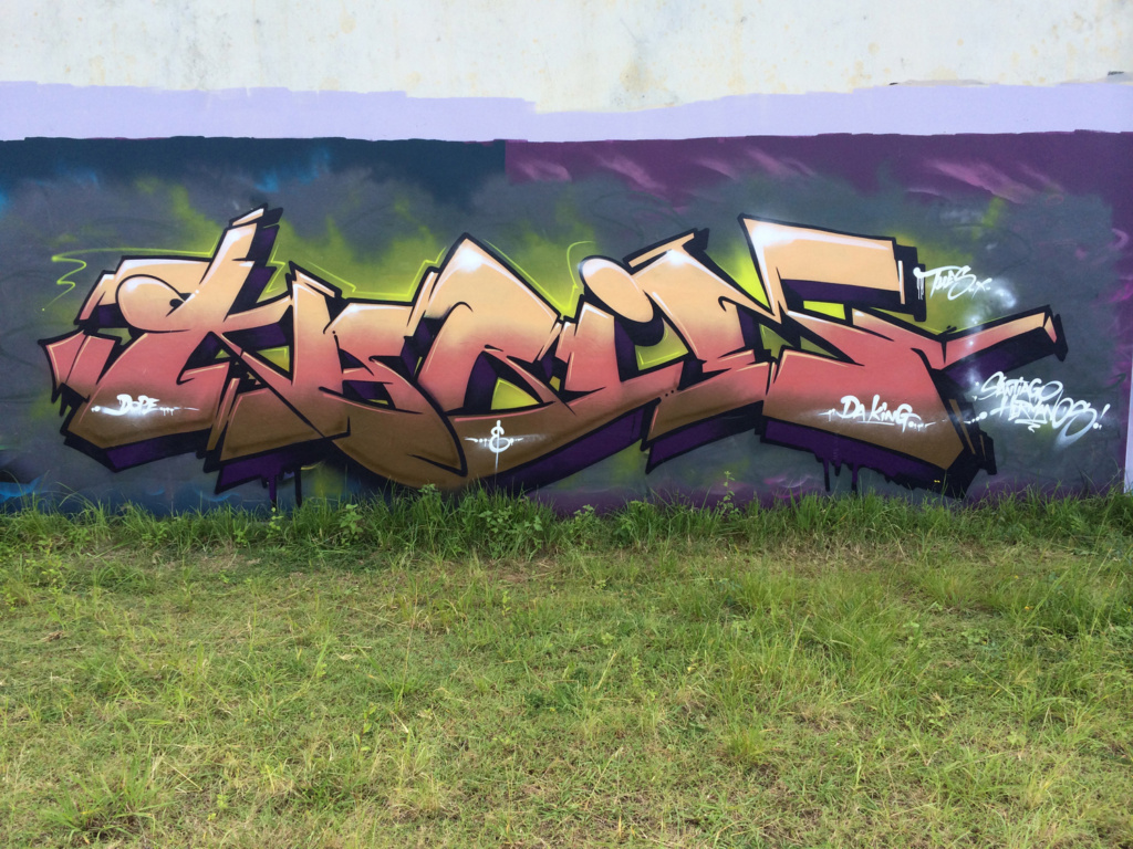 TUES, graffiti, Ironlak