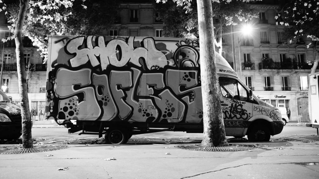SOFLES, SOBEKCIS, Paris, graffiti, Ironlak