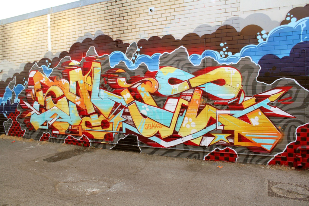 FECKS Salut graffiti Perth Ironlak