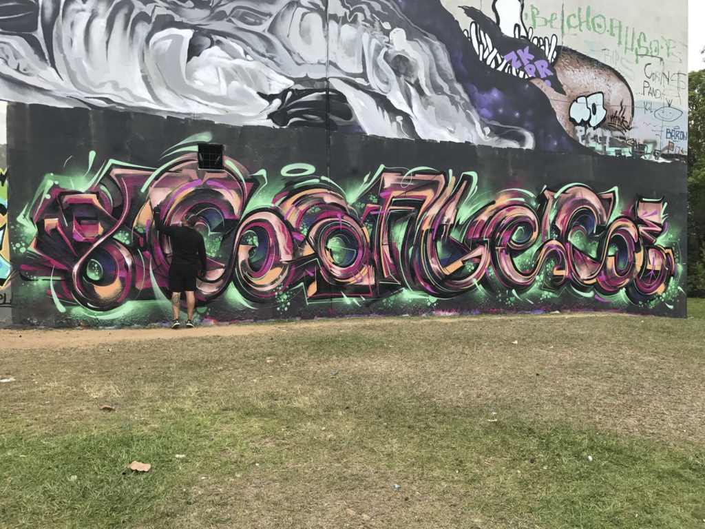 Sofles Ironlak Graffiti