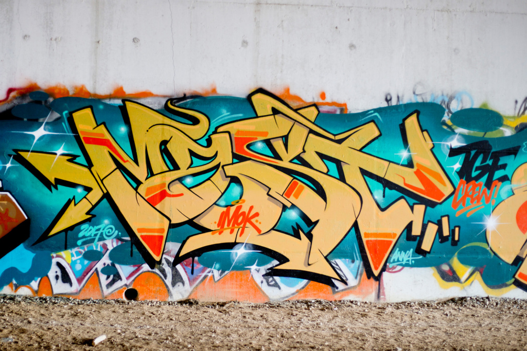 Mast TGE Ironlak graffiti