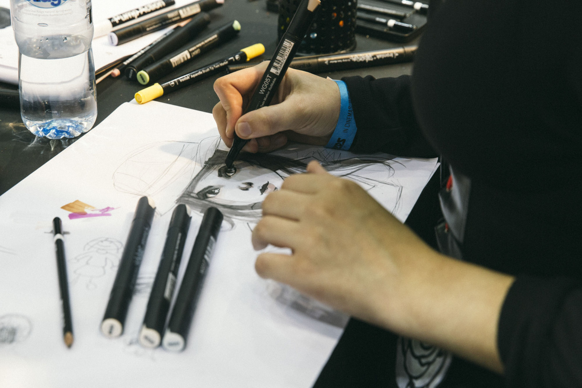 Gold Coast Ironlak Spray Paint, Markers & Art Supplies