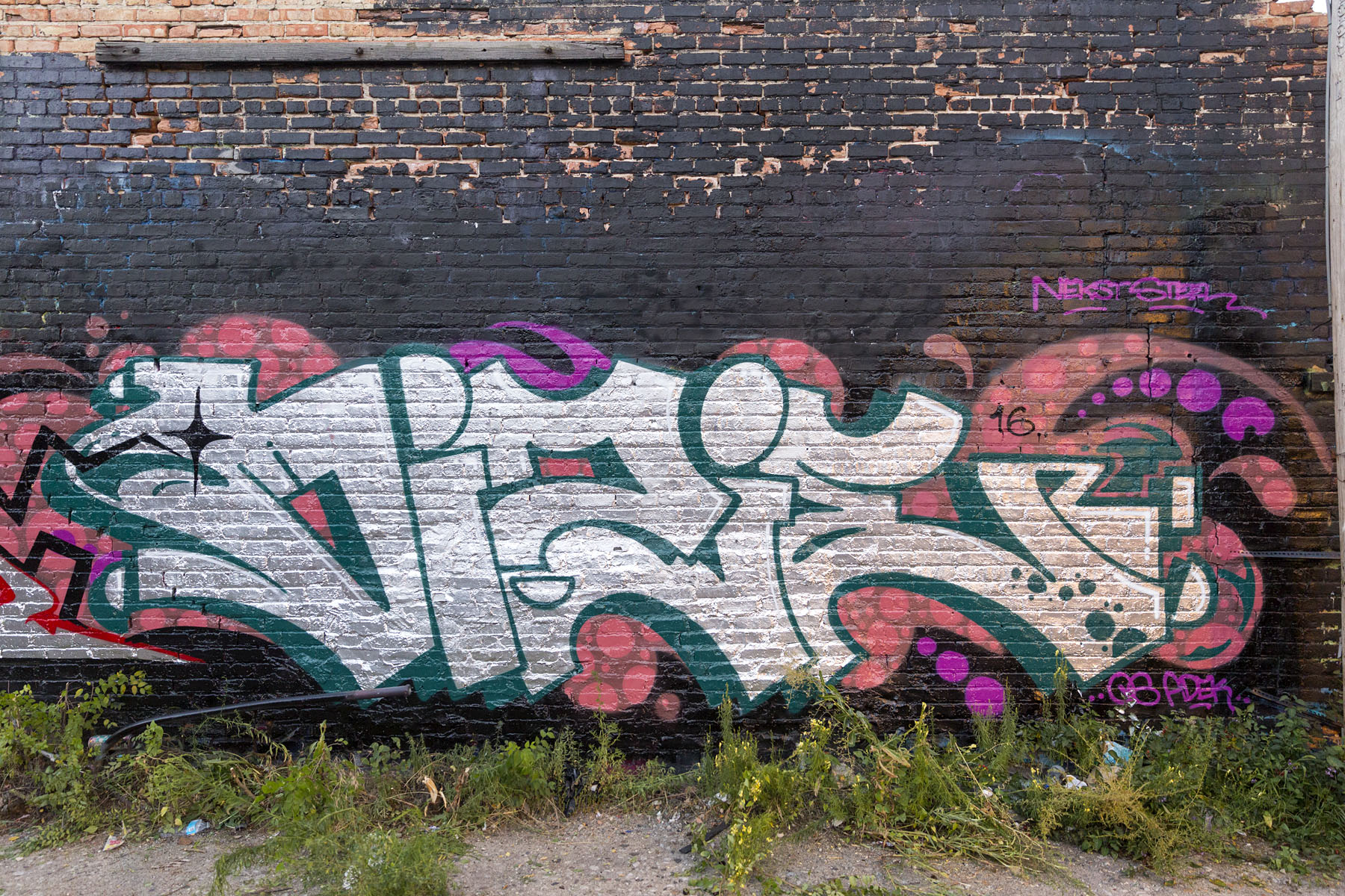 VIZIE No Time For Fun Tour Chicago graffiti Ironlak